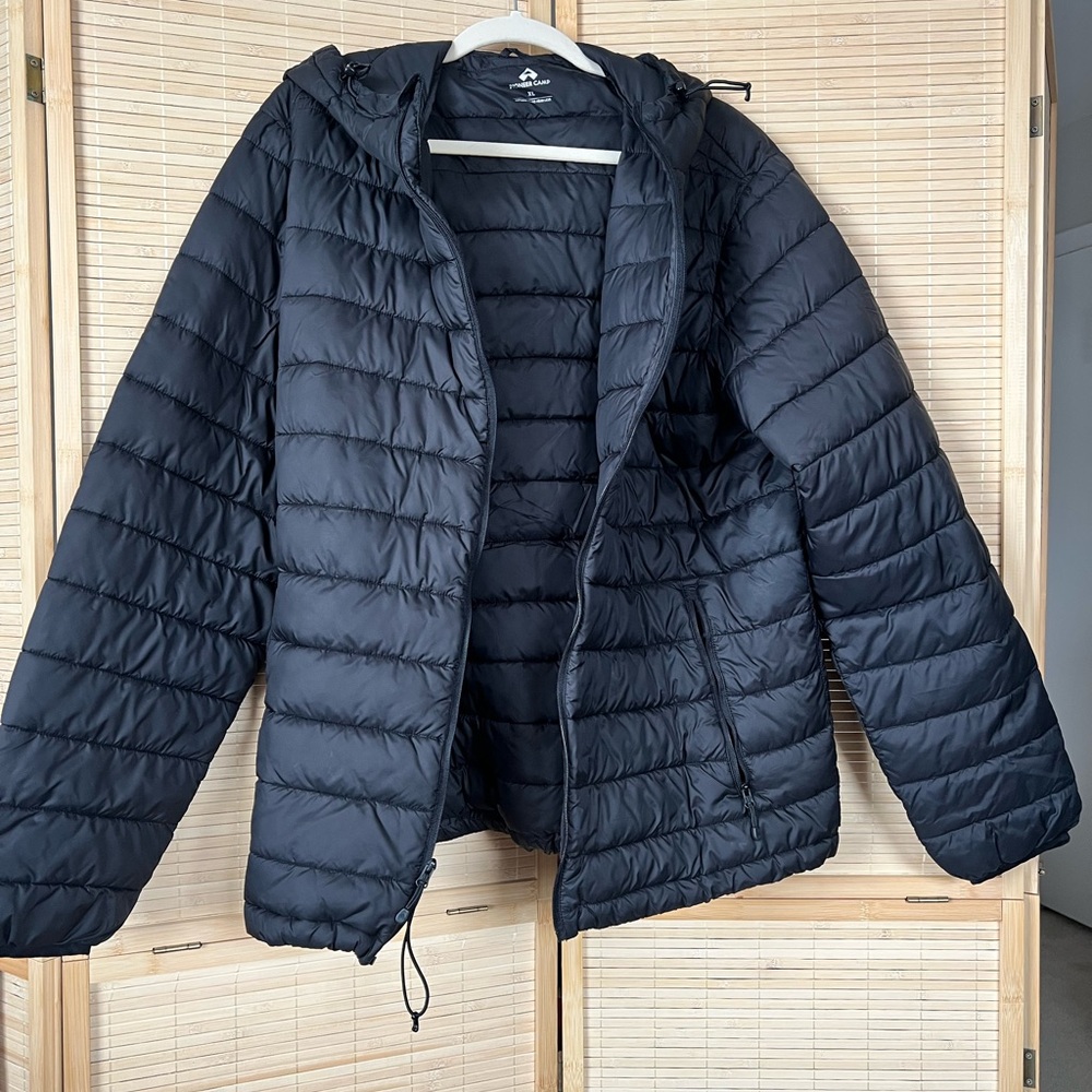 PIONEER Camp Black Puffer Jacket